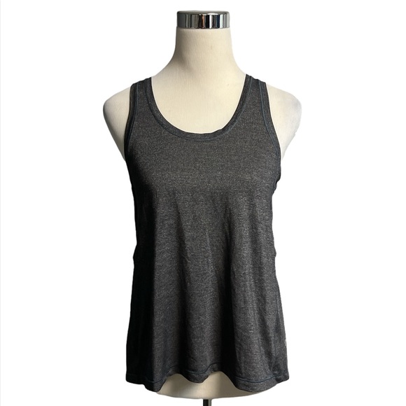 lululemon athletica Tops - Lululemon women gray tank top